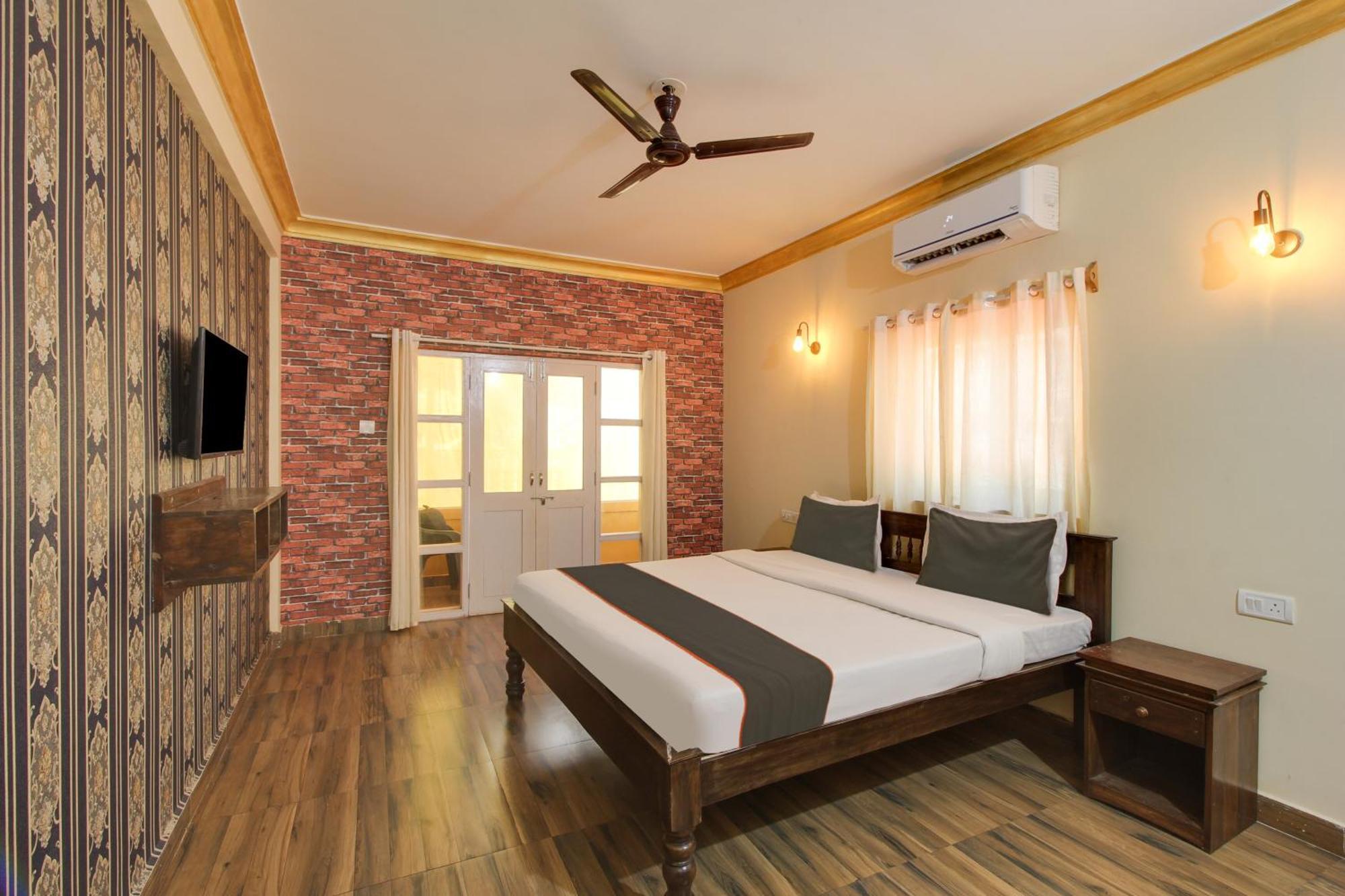 Collection O Romeos Place Baga Beach Calangute Exterior foto