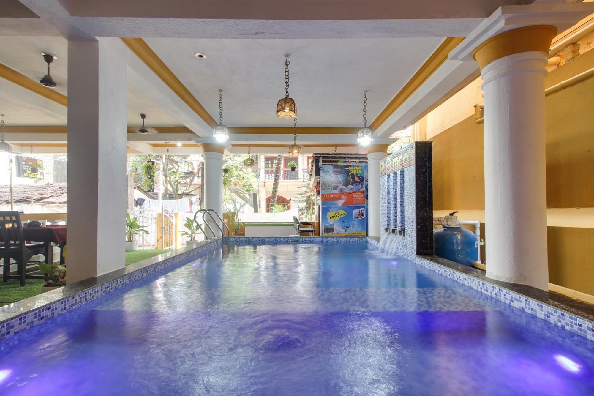 Collection O Romeos Place Baga Beach Calangute Exterior foto