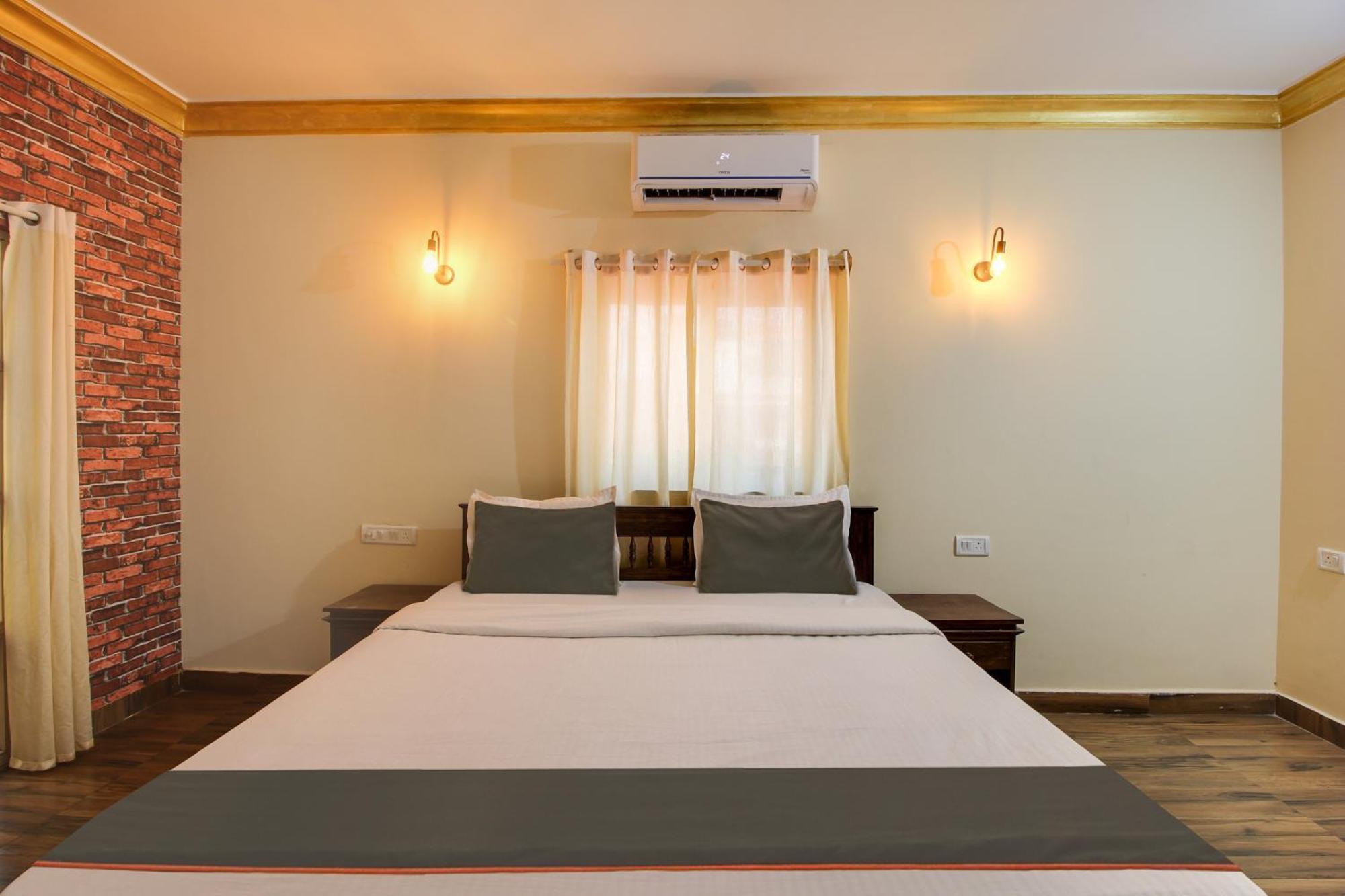 Collection O Romeos Place Baga Beach Calangute Exterior foto