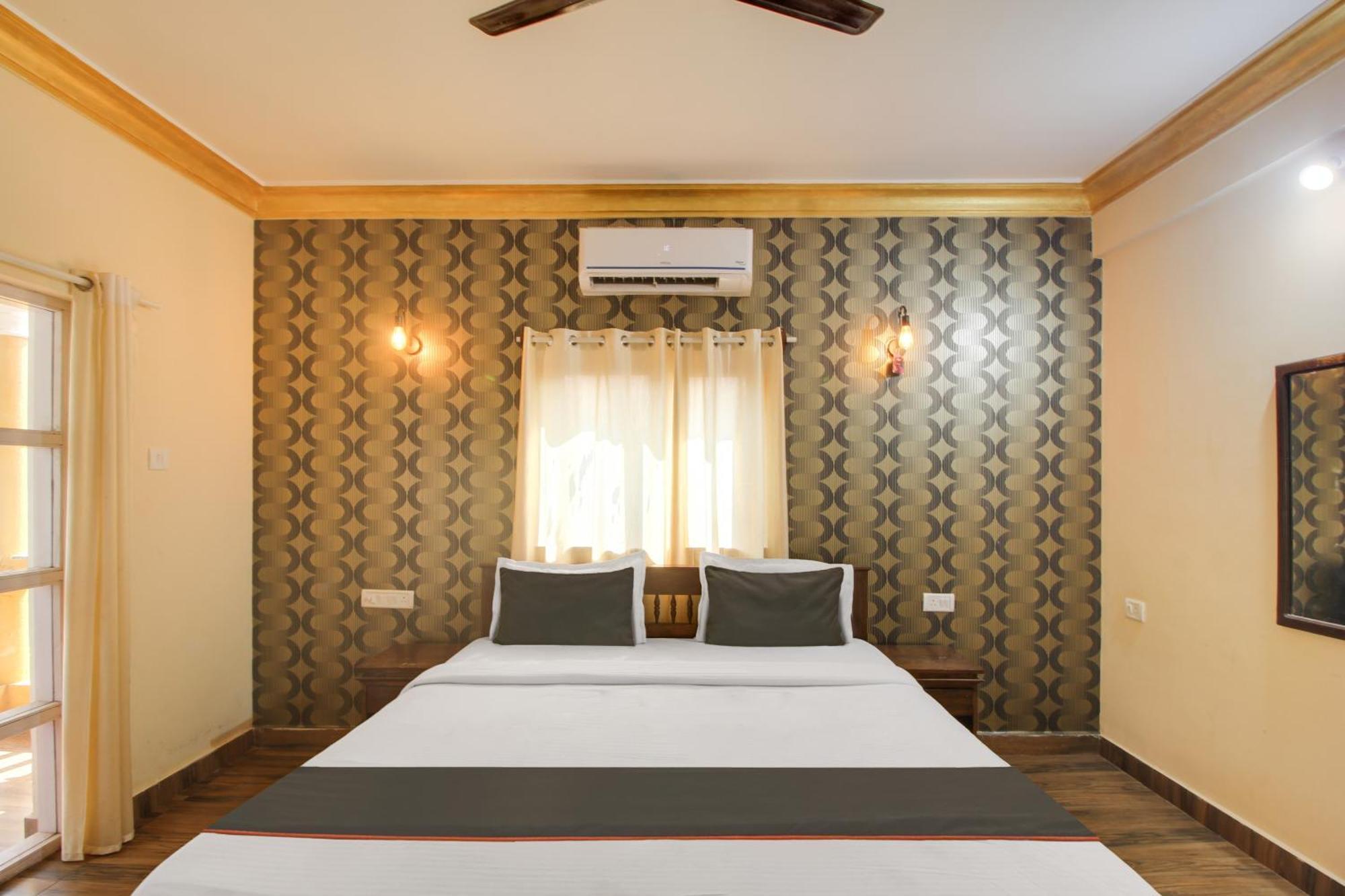 Collection O Romeos Place Baga Beach Calangute Exterior foto